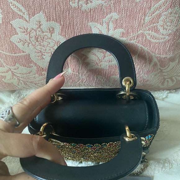 RARE Limited Edition!! Chriatian dior mini lady dior crossbody bag. - Picture 5 of 16